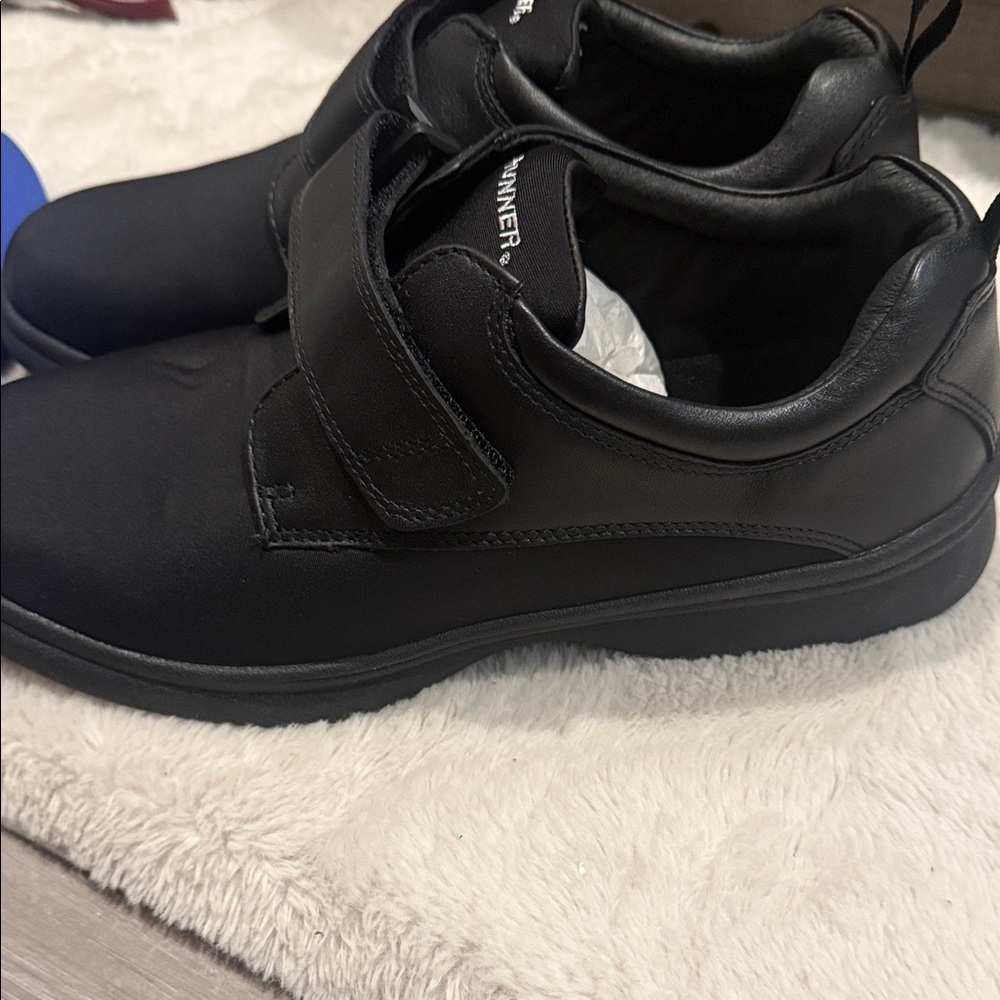 i-Runner Women’s Healer Comfort Shoes Black Velcro Sneakers - Picture 2 of 6